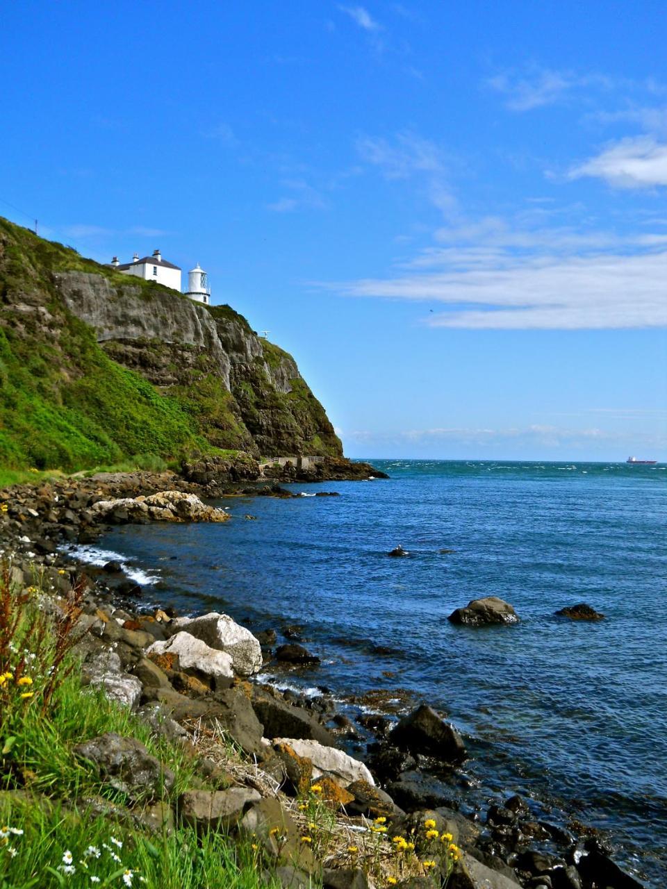 Blackhead Lighkeeper'S Houses, Antrim Whitehead Exterior foto